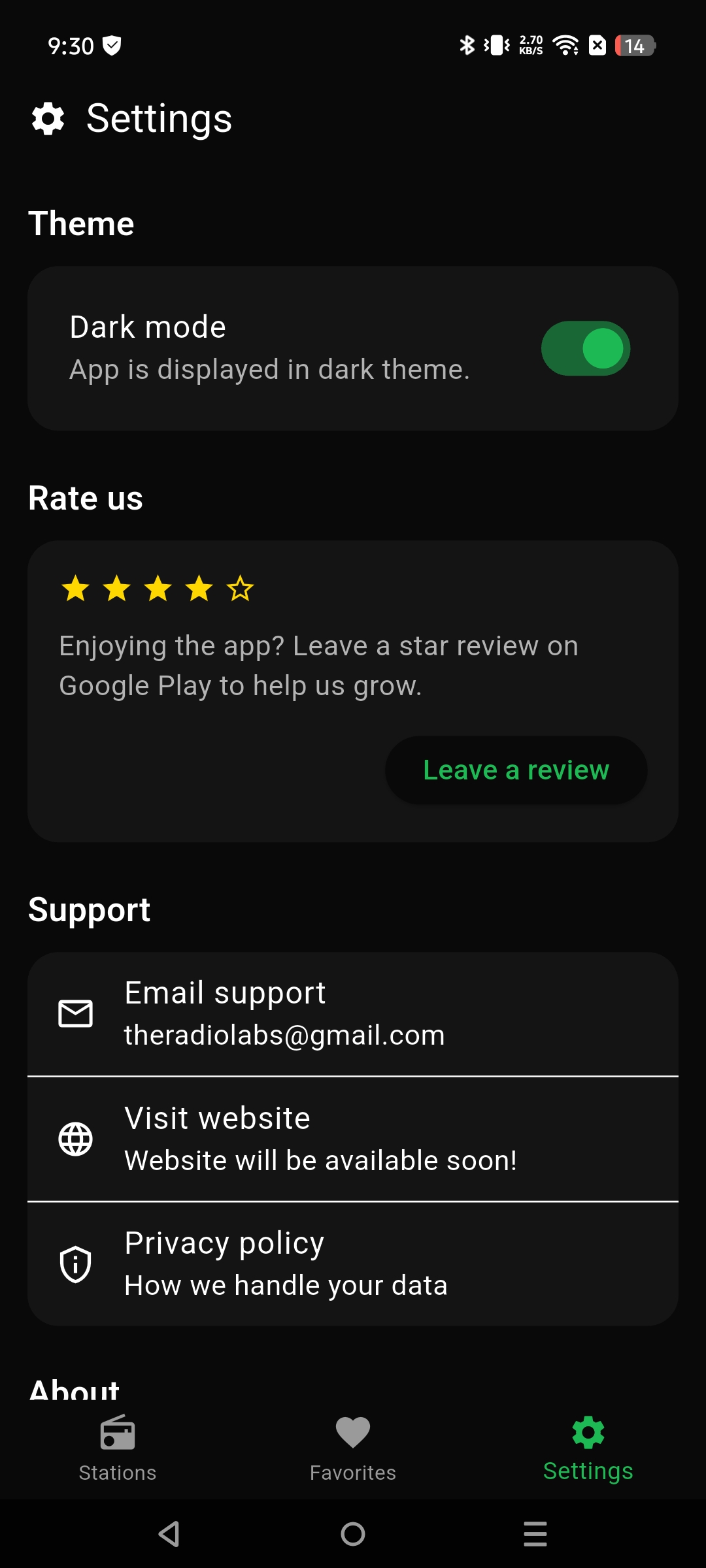 Settings tab with theme and support options